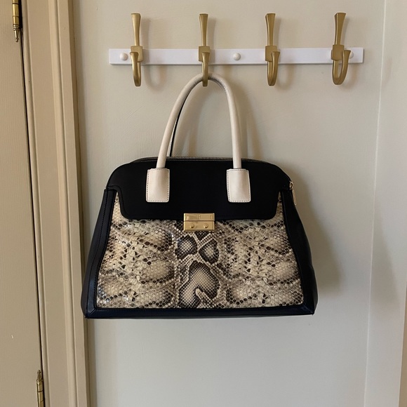 Authentic Tory Burch Handbag - Picture 7 of 8
